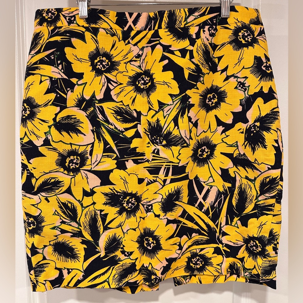 J. Crew Yellow and Black Pencil Skirt Mini Resort Wear